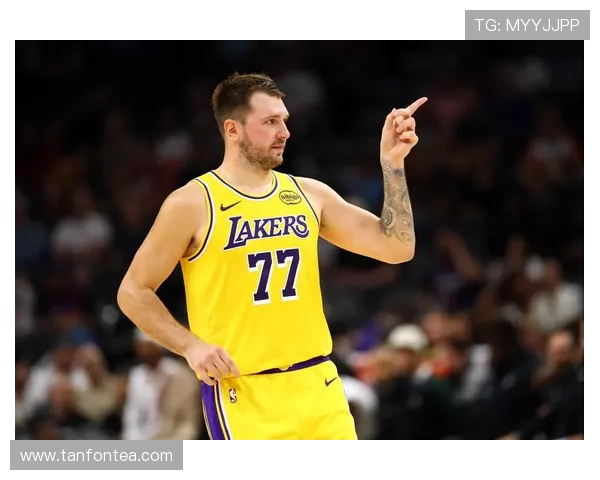 美记指出湖人防守不佳非东契奇之过阵容结构失衡放大其短板问题成因